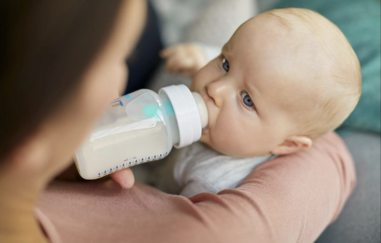 Lactancia Materna vs. Lactancia Artificial