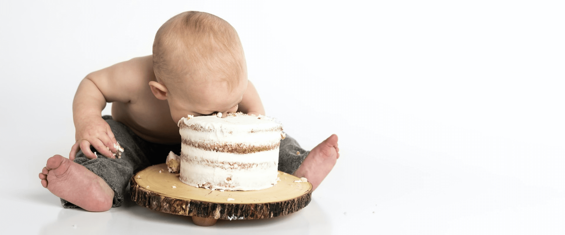 Lee más sobre el artículo 8 alimentos que no debes darle a tu bebé menor de 1 año